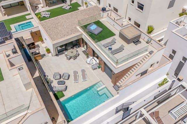 4 sypialnia Willa na sprzedaż w Benijófar z basenem - 690 000 € (Ref: 9862218)