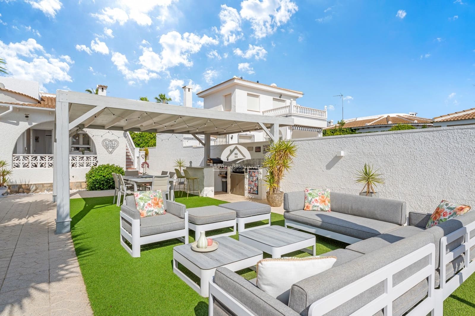 3 Zimmer Villa zu verkaufen in Pueblo Bravo mit Pool - 440.000 € (Ref: 9862220)