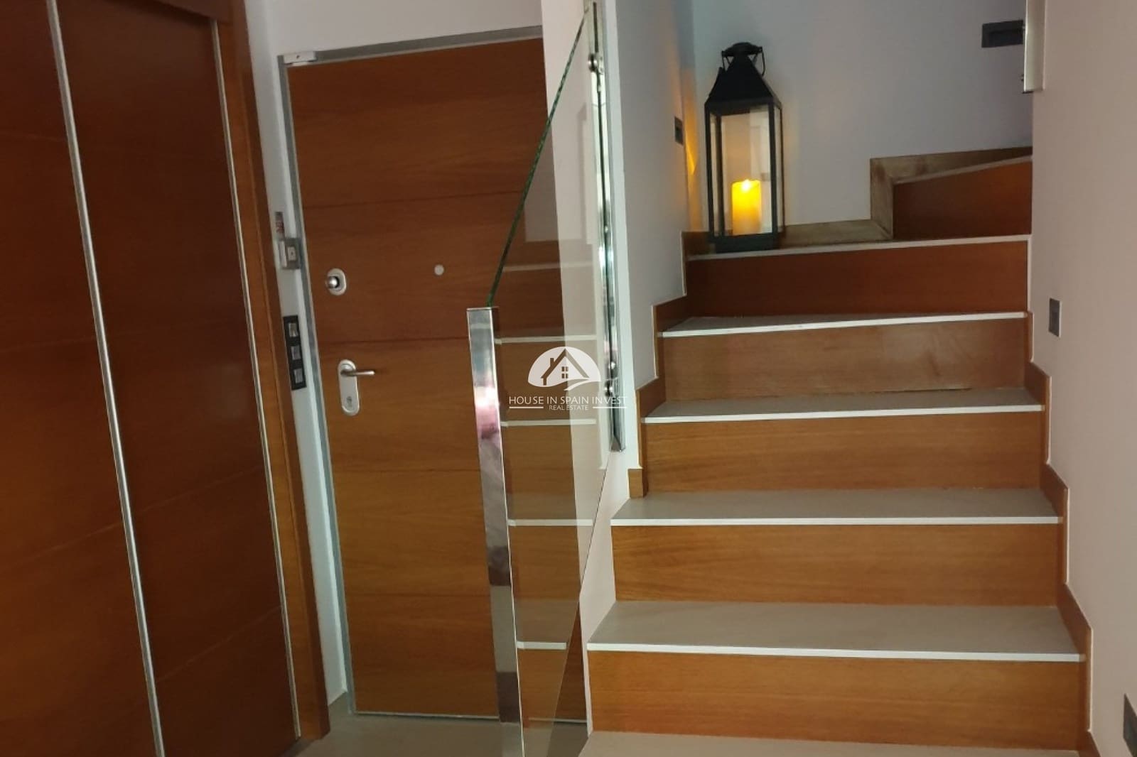 3 sypialnia Willa na sprzedaż w Guardamar del Segura z basenem - 460 000 € (Ref: 9867811)