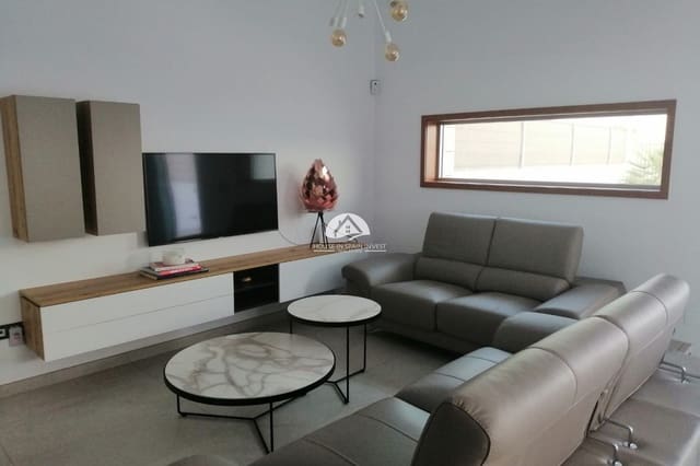 3 sypialnia Willa na sprzedaż w El Raso, Guardamar del Segura z basenem - 460 000 € (Ref: 9867811)