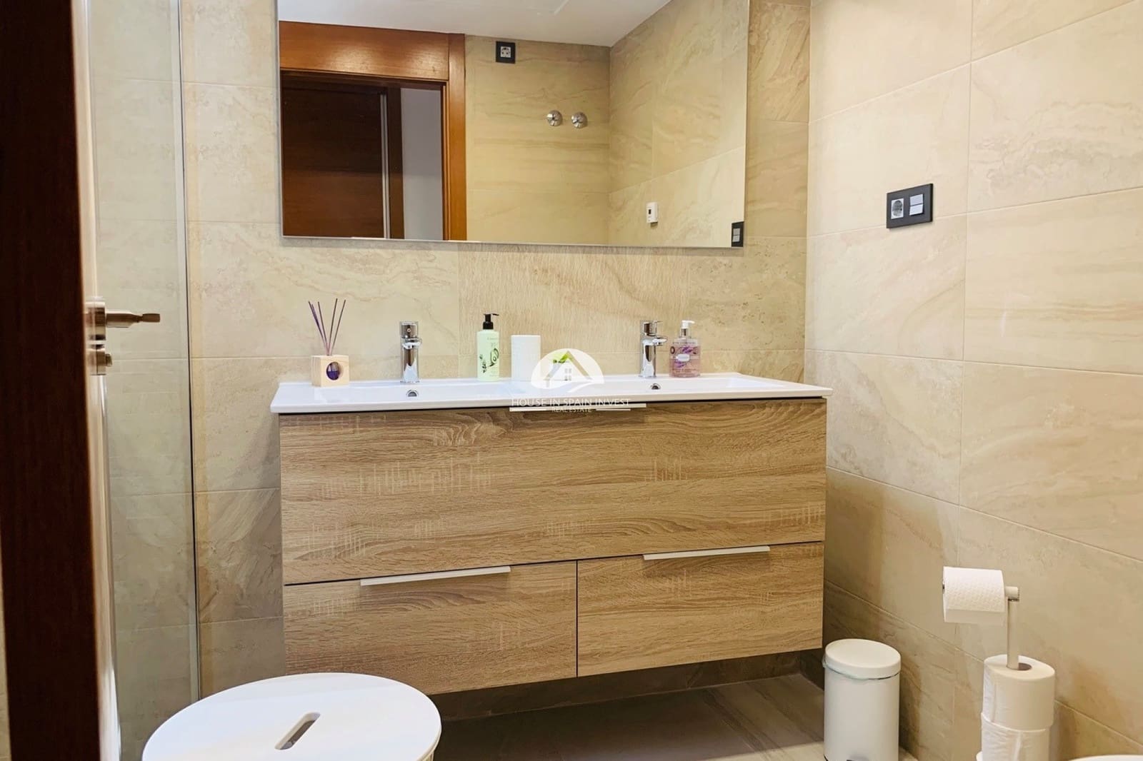 3 sypialnia Willa na sprzedaż w Guardamar del Segura z basenem - 460 000 € (Ref: 9867811)
