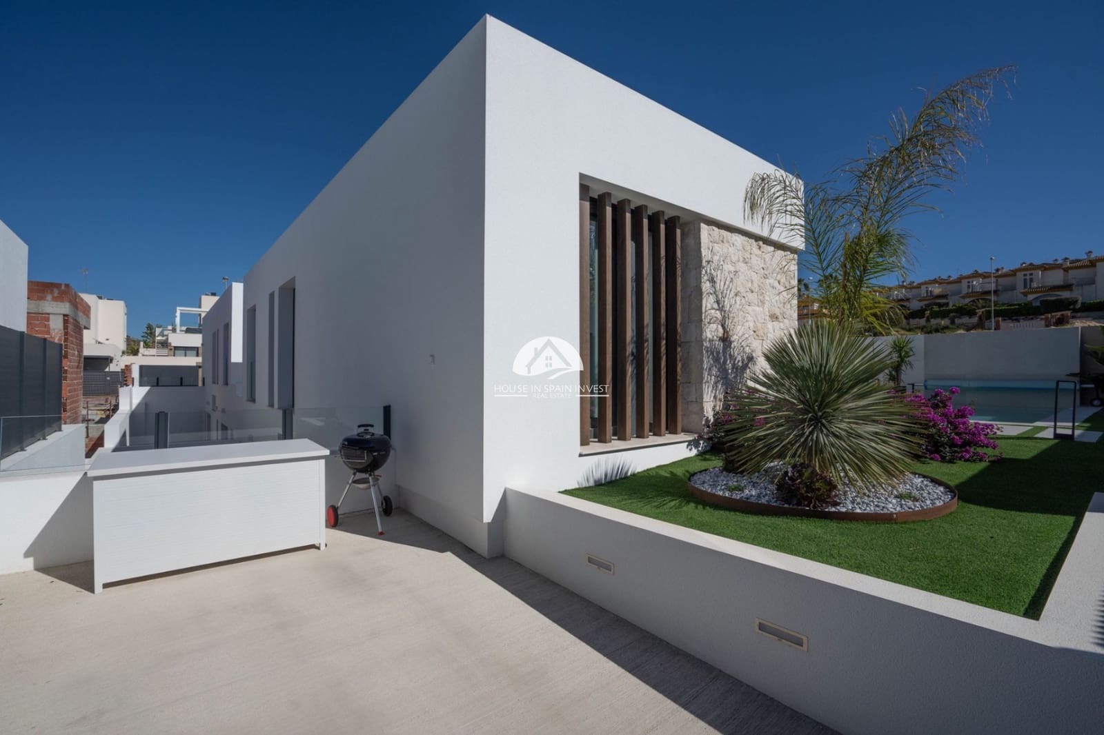 4 bedroom Villa for sale in Rojales with pool - € 895,000 (Ref: 9867812)