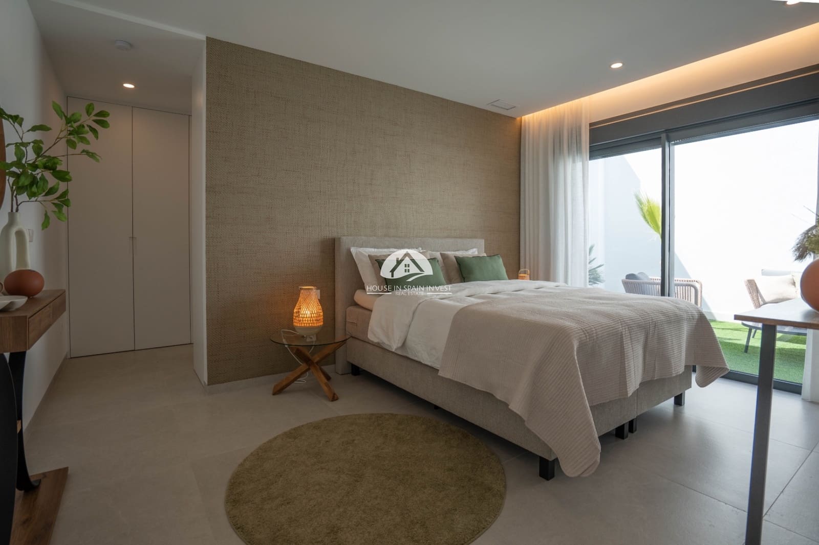 4 bedroom Villa for sale in Rojales with pool - € 895,000 (Ref: 9867812)