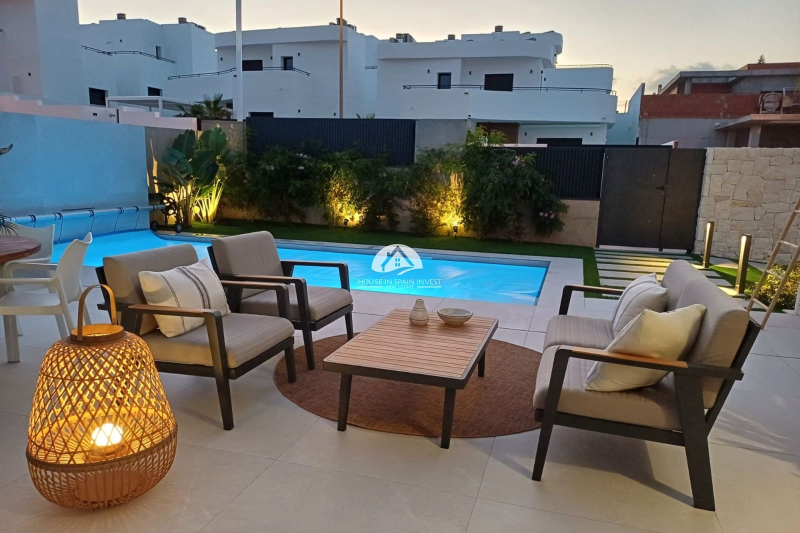 4 bedroom Villa for sale in Rojales with pool - € 895,000 (Ref: 9867812)