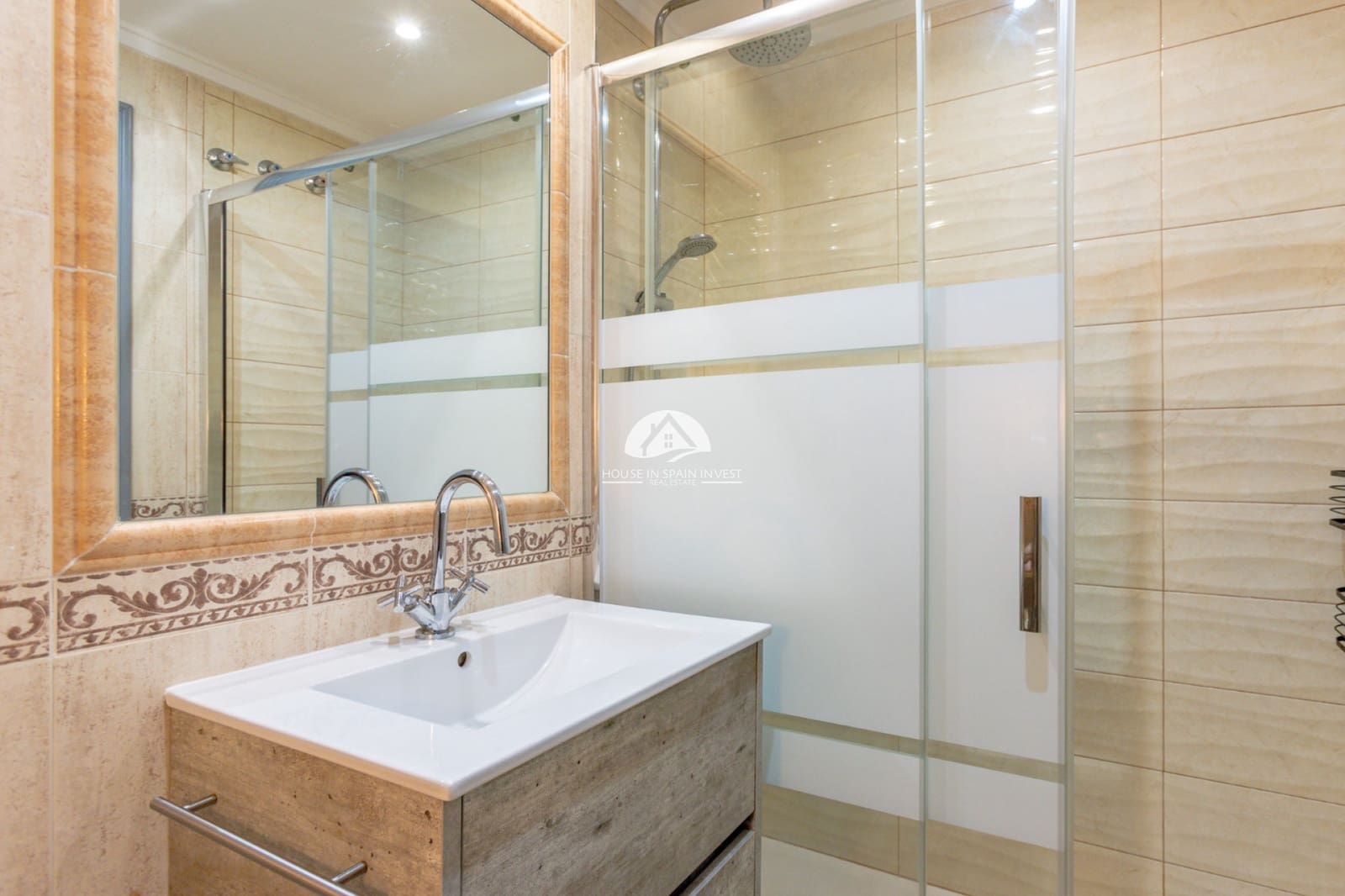 2 bedroom Bungalow for sale in Orihuela Costa with pool - € 215,000 (Ref: 9867814)