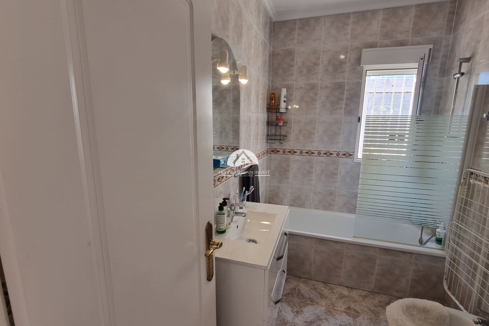 2 soverom Villa til salgs i Benimar med svømmebasseng - € 285 000 (Ref: 9888367)