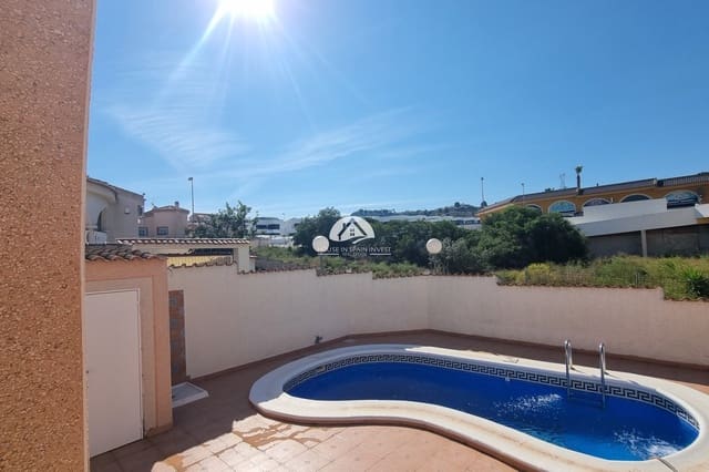 Chalet de 2 habitaciones en Benimar, Benijófar en venta con piscina - 285.000 € (Ref: 9888367)