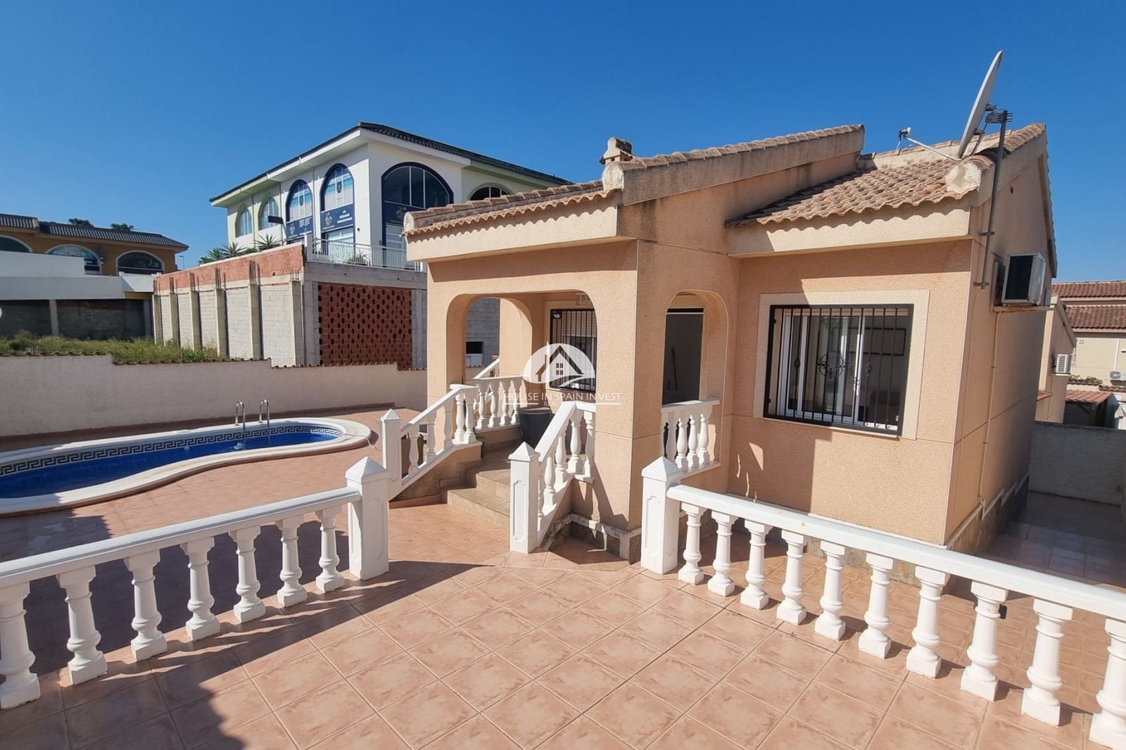 2 soverom Villa til salgs i Benimar med svømmebasseng - € 285 000 (Ref: 9888367)