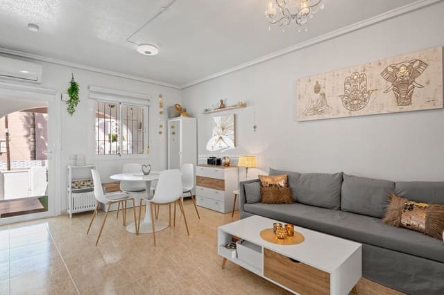 3 Zimmer Villa zu verkaufen in Monte Azul, Benijófar mit Pool - 229.000 € (Ref: 9888368)
