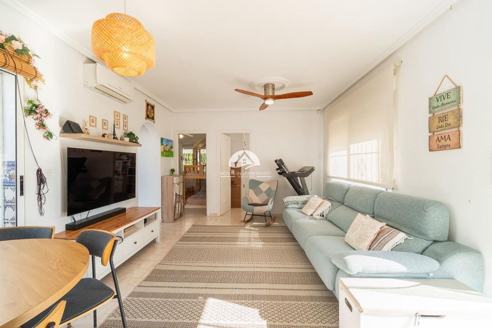 3 soveværelse Byhus til salg i Playa Flamenca med swimmingpool - € 229.000 (Ref: 9888369)