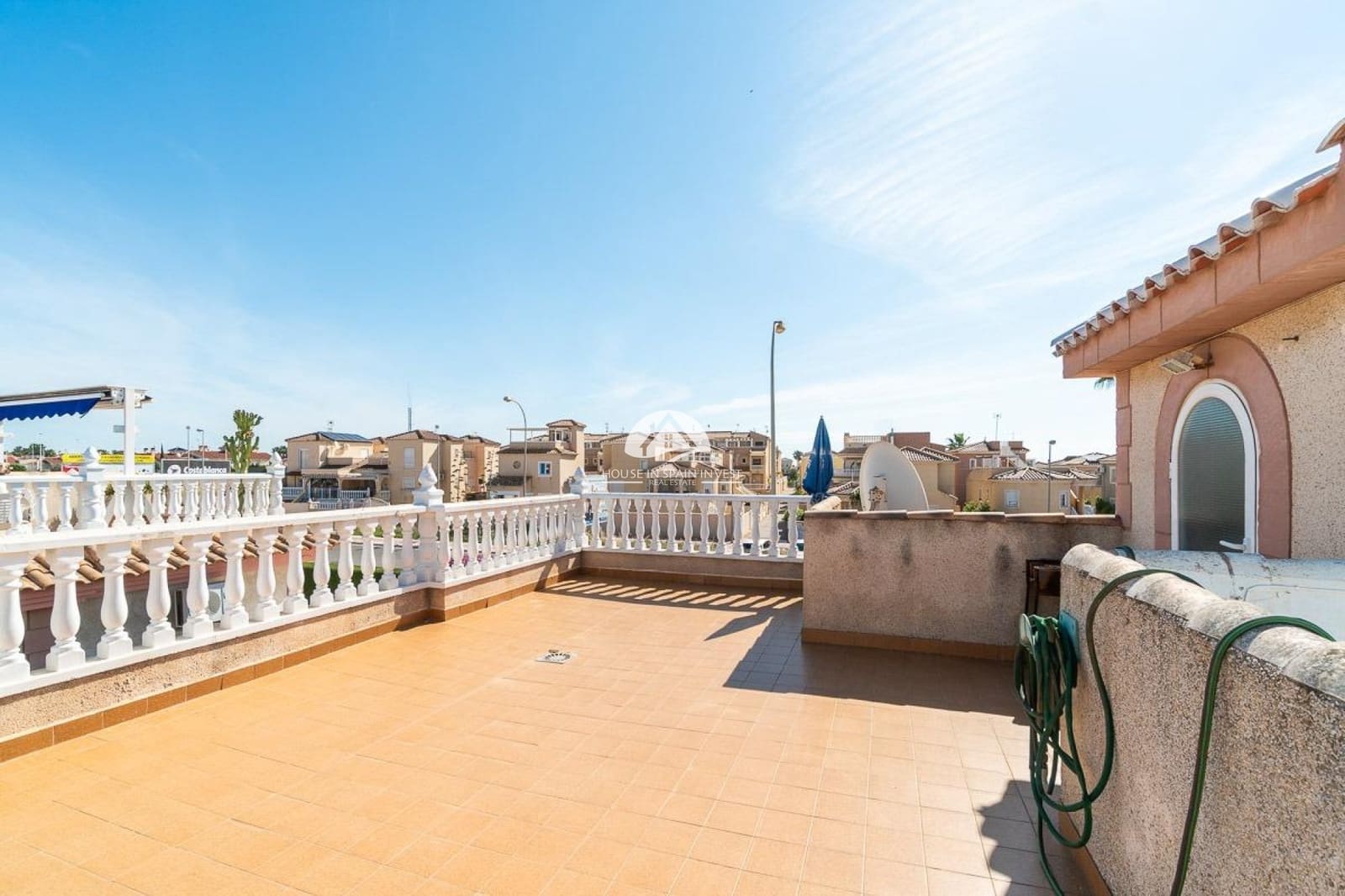 3 soveværelse Byhus til salg i Playa Flamenca med swimmingpool - € 229.000 (Ref: 9888369)