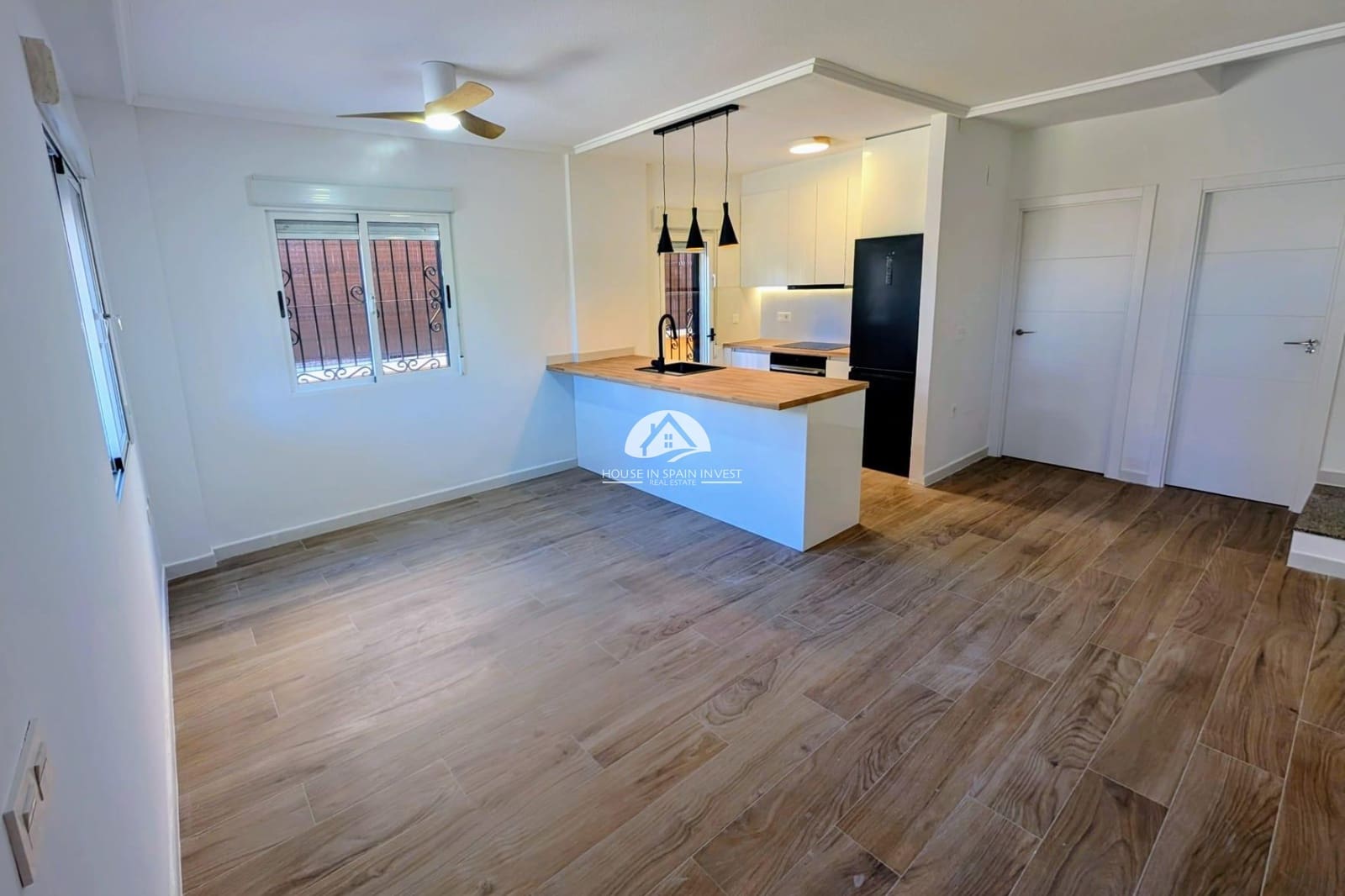 3 makuuhuone Huvila myytävänä paikassa Los Altos mukana uima-altaan - 259 000 € (Ref: 9888371)