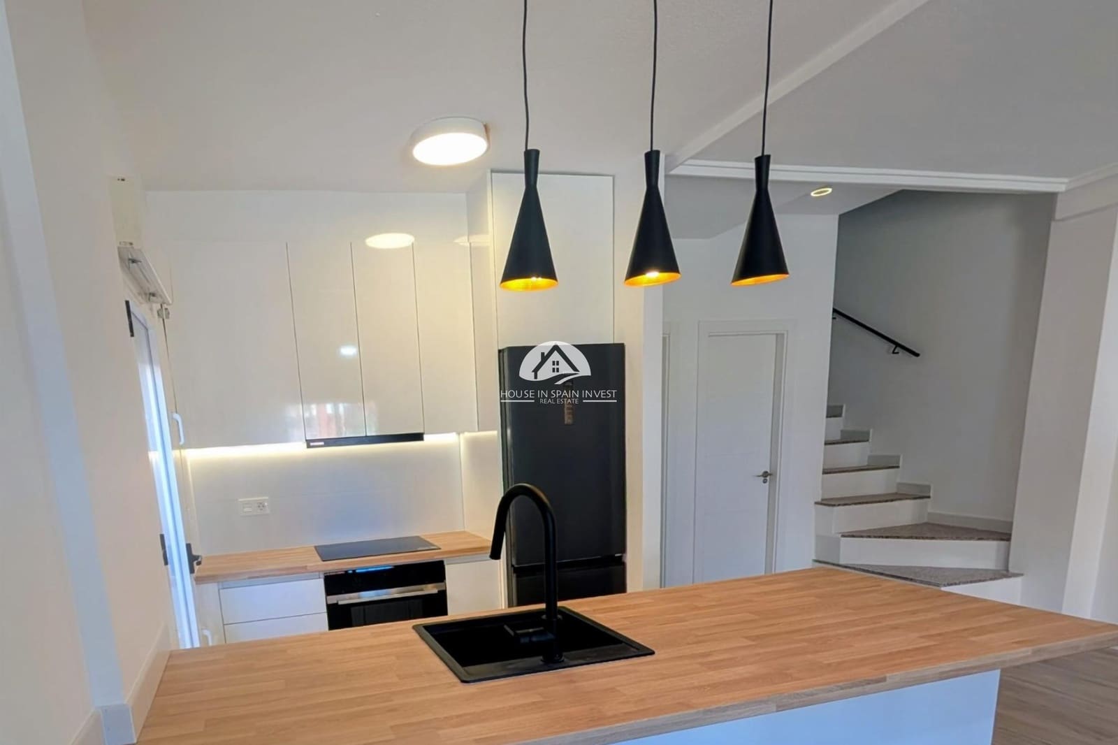 3 makuuhuone Huvila myytävänä paikassa Los Altos mukana uima-altaan - 259 000 € (Ref: 9888371)