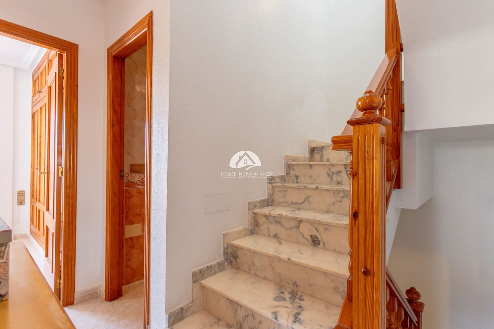 2 bedroom Villa for sale in La Zenia with pool - € 209,000 (Ref: 9888372)