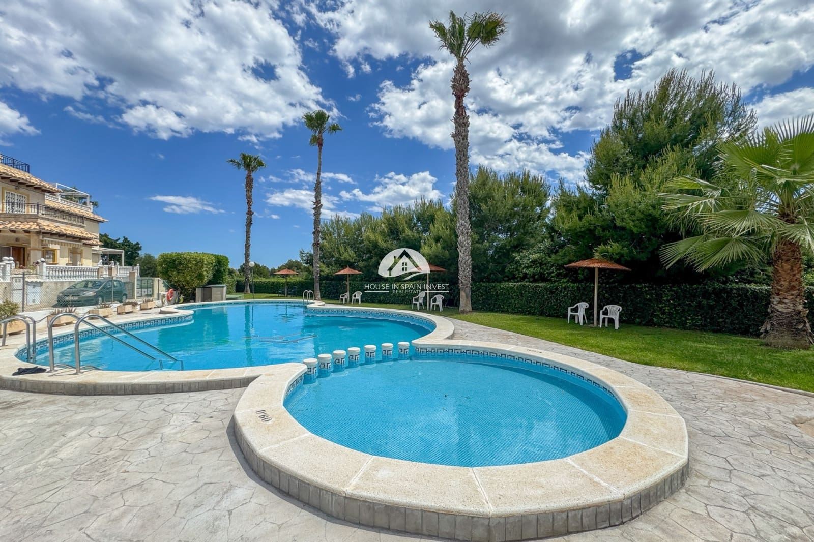 2 bedroom Villa for sale in La Zenia with pool - € 209,000 (Ref: 9888372)