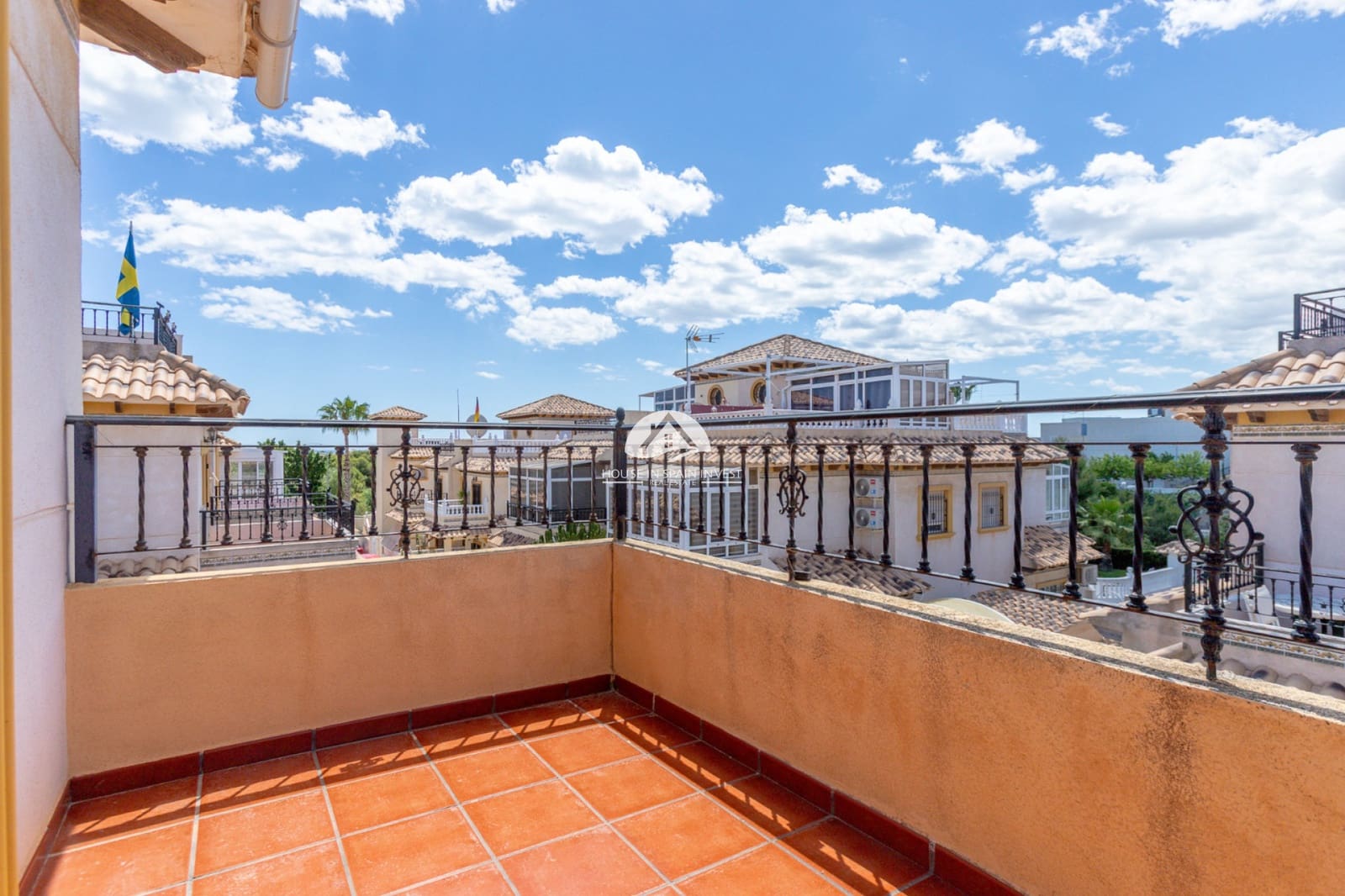 2 bedroom Villa for sale in La Zenia with pool - € 209,000 (Ref: 9888372)