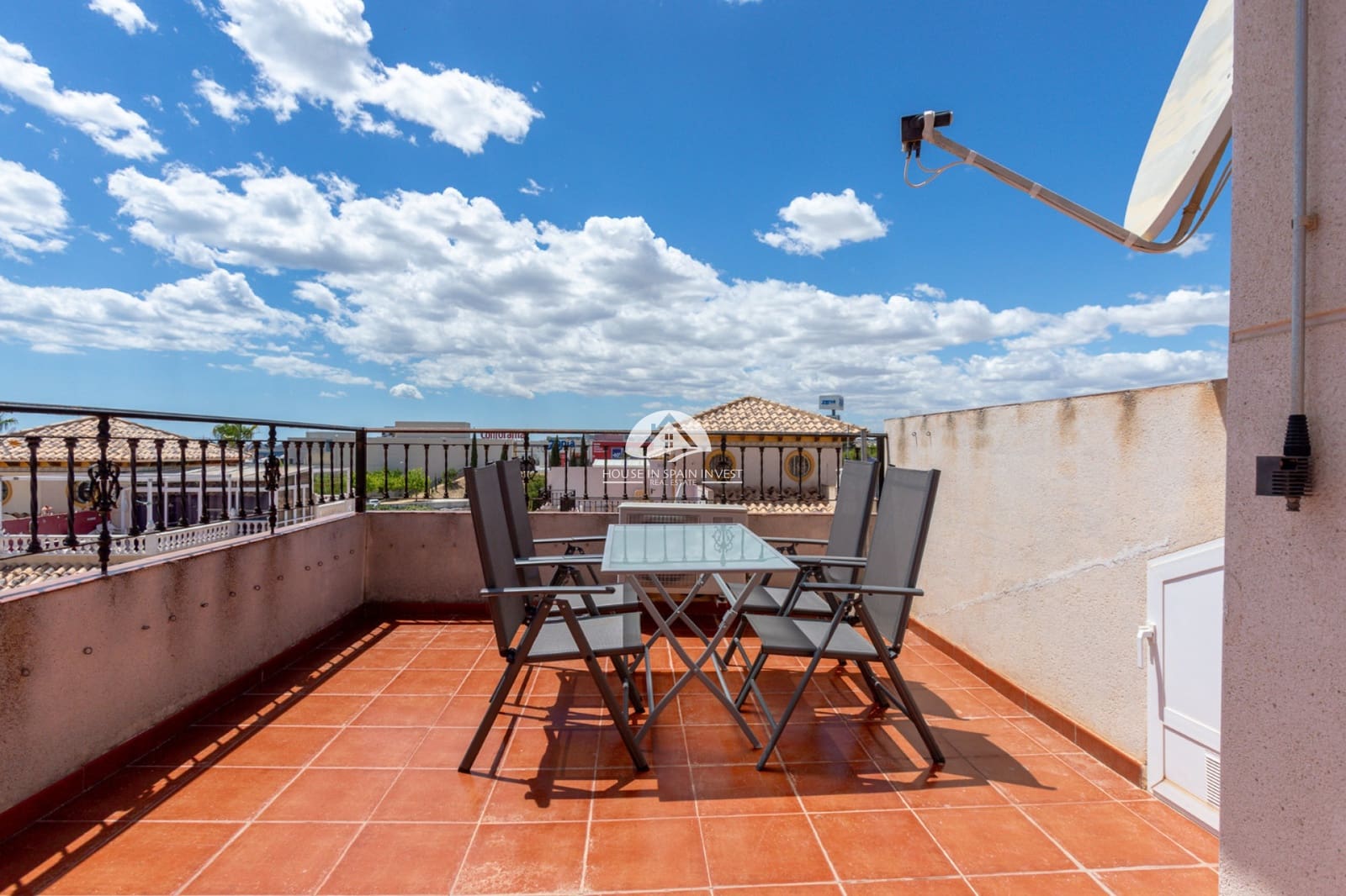 2 bedroom Villa for sale in La Zenia with pool - € 209,000 (Ref: 9888372)