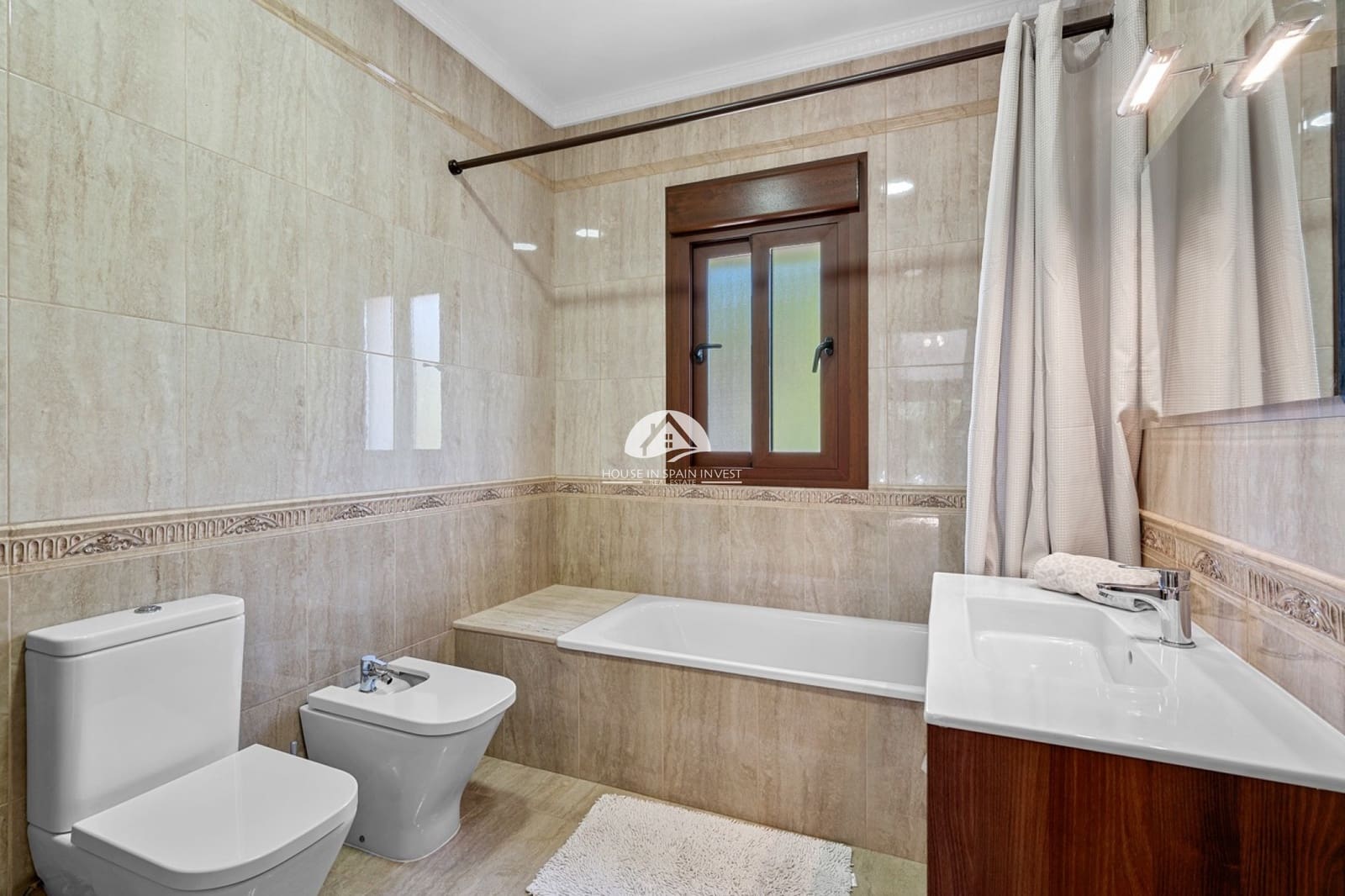 3 quarto Moradia para venda em Dehesa de Campoamor com piscina garagem - 899 000 € (Ref: 9888375)