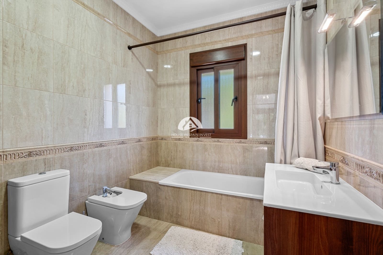 3 quarto Moradia para venda em Dehesa de Campoamor com piscina garagem - 899 000 € (Ref: 9888375)