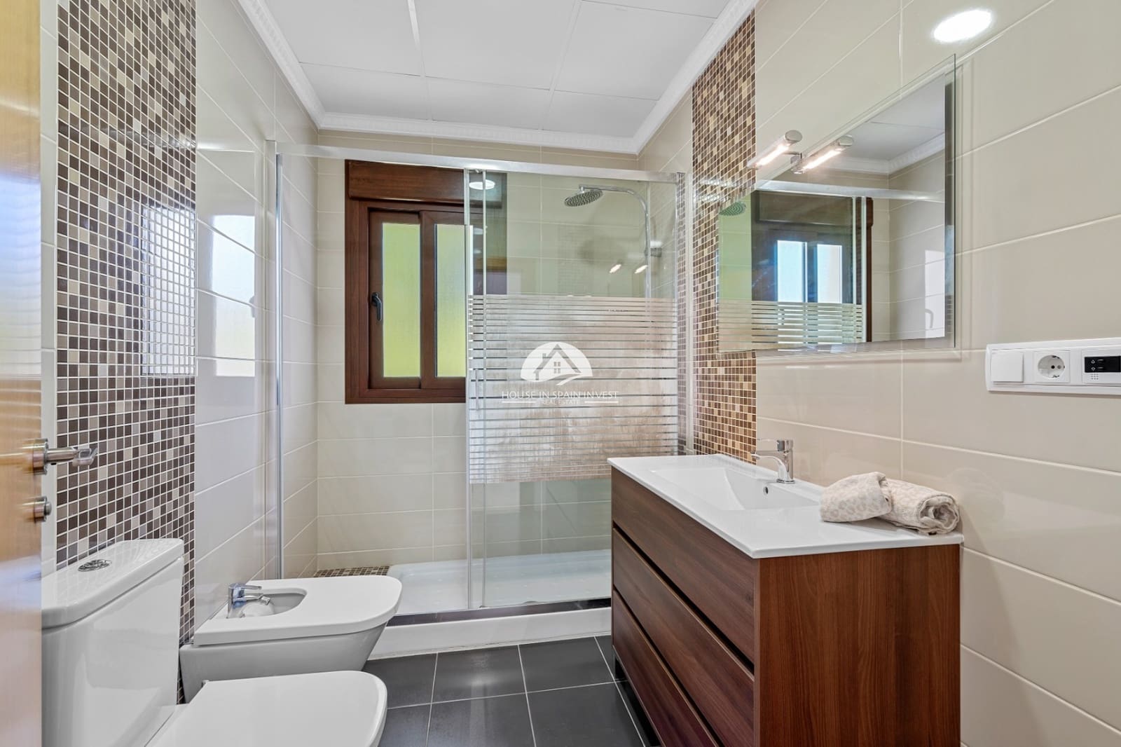 3 quarto Moradia para venda em Dehesa de Campoamor com piscina garagem - 899 000 € (Ref: 9888375)