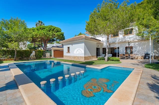 3 quarto Moradia para venda em Dehesa de Campoamor, Orihuela com piscina garagem - 899 000 € (Ref: 9888375)