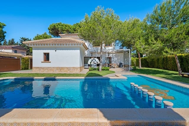 3 quarto Moradia para venda em Dehesa de Campoamor, Orihuela com piscina garagem - 899 000 € (Ref: 9888375)