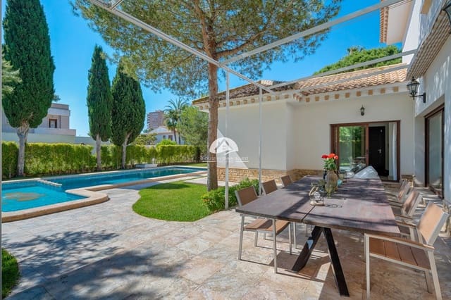 3 quarto Moradia para venda em Dehesa de Campoamor, Orihuela com piscina garagem - 899 000 € (Ref: 9888375)