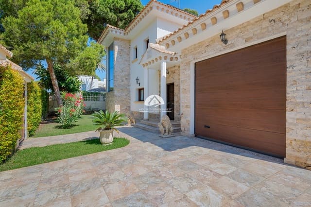 3 quarto Moradia para venda em Dehesa de Campoamor, Orihuela com piscina garagem - 899 000 € (Ref: 9888375)