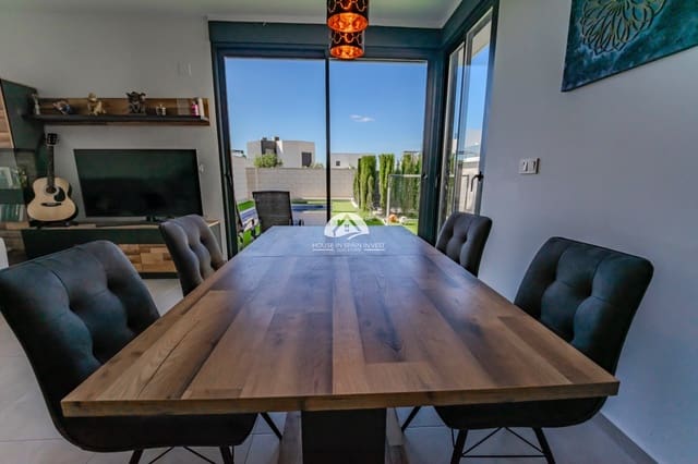 3 soveværelse Villa til salg i Benijófar med swimmingpool - € 470.000 (Ref: 9888376)