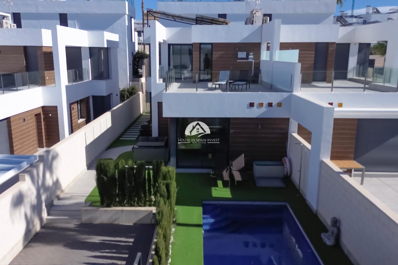 3 soveværelse Villa til salg i Benijofar med swimmingpool - € 470.000 (Ref: 9888376)