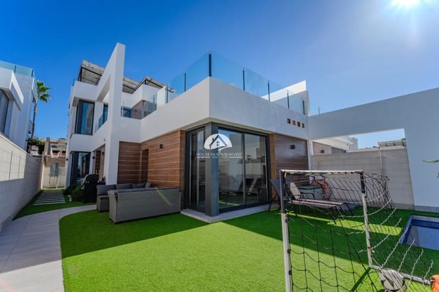 3 soveværelse Villa til salg i Benijófar med swimmingpool - € 470.000 (Ref: 9888376)