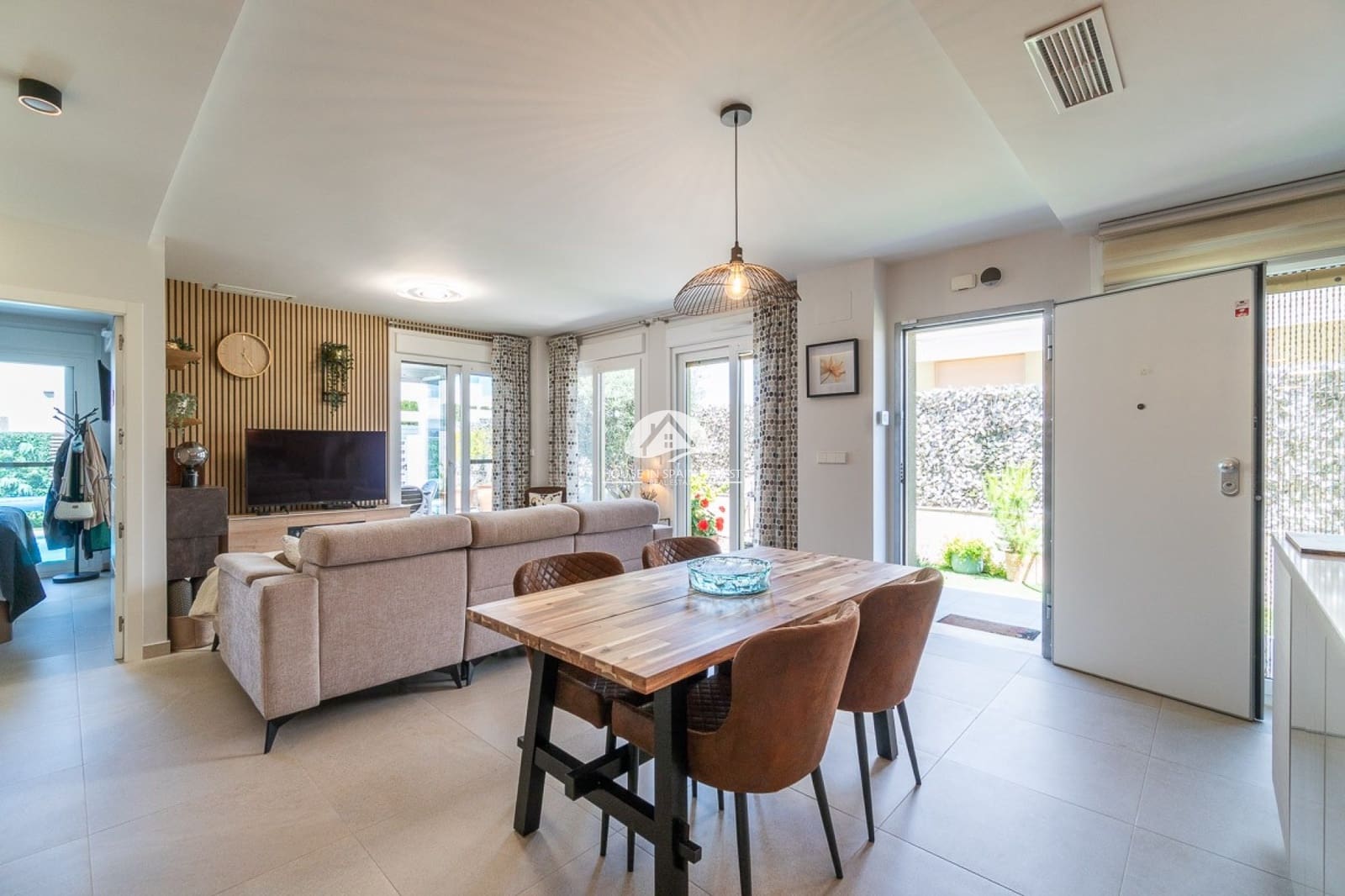 3 soveværelse Villa til salg i Vistabella med swimmingpool - € 425.000 (Ref: 9888378)