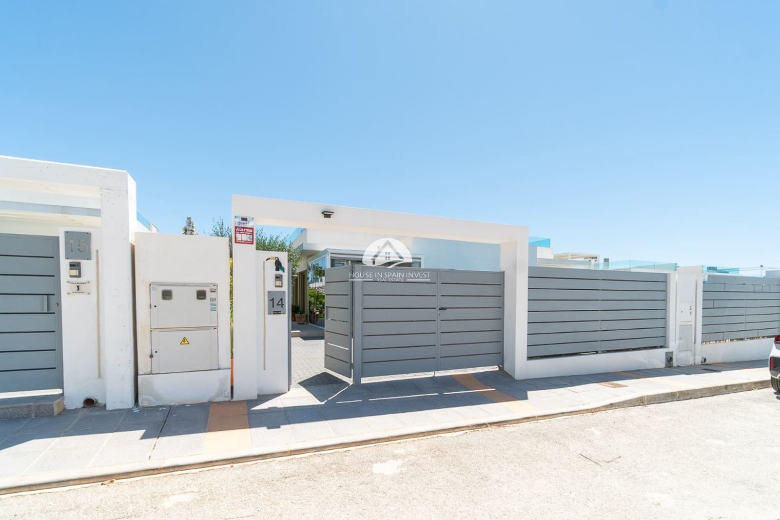 3 soveværelse Villa til salg i Vistabella med swimmingpool - € 425.000 (Ref: 9888378)