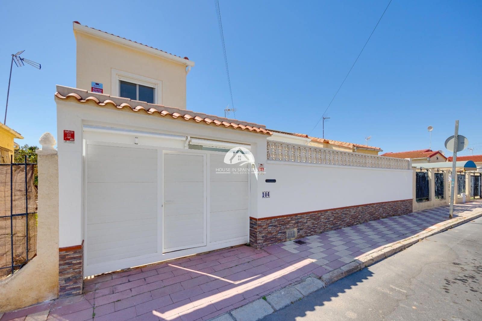 3 Zimmer Villa zu verkaufen in San Fulgencio mit Pool Garage - 299.969 € (Ref: 9888380)