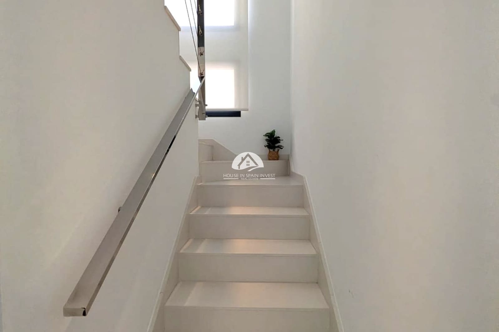 3 slaapkamer Villa te koop in Orihuela Costa met zwembad garage - € 450.000 (Ref: 9888383)