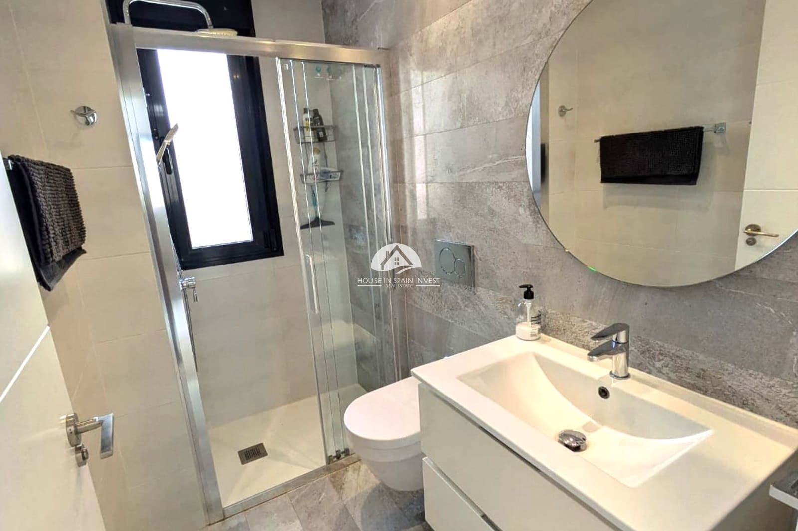 3 slaapkamer Villa te koop in Orihuela Costa met zwembad garage - € 450.000 (Ref: 9888383)