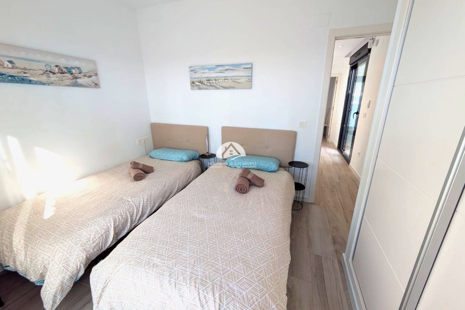 3 slaapkamer Villa te koop in Orihuela Costa met zwembad garage - € 450.000 (Ref: 9888383)