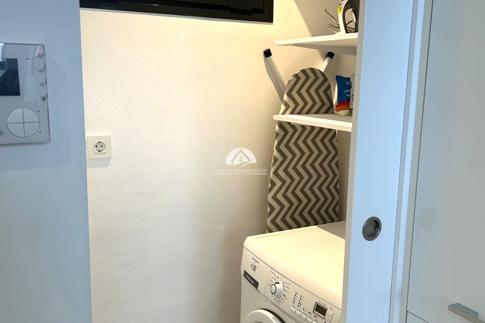 3 slaapkamer Villa te koop in Orihuela Costa met zwembad garage - € 450.000 (Ref: 9888383)
