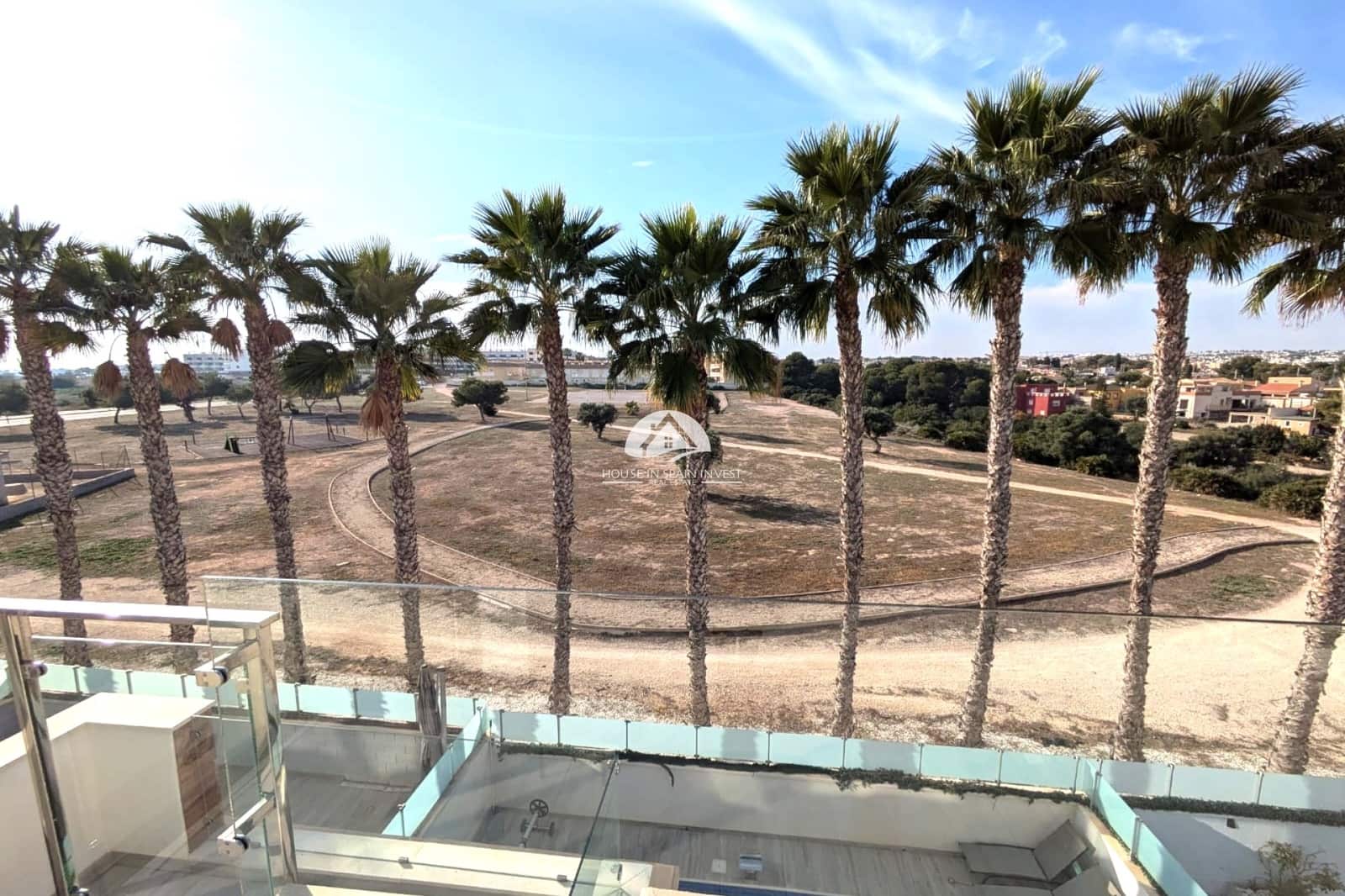 3 slaapkamer Villa te koop in Orihuela Costa met zwembad garage - € 450.000 (Ref: 9888383)