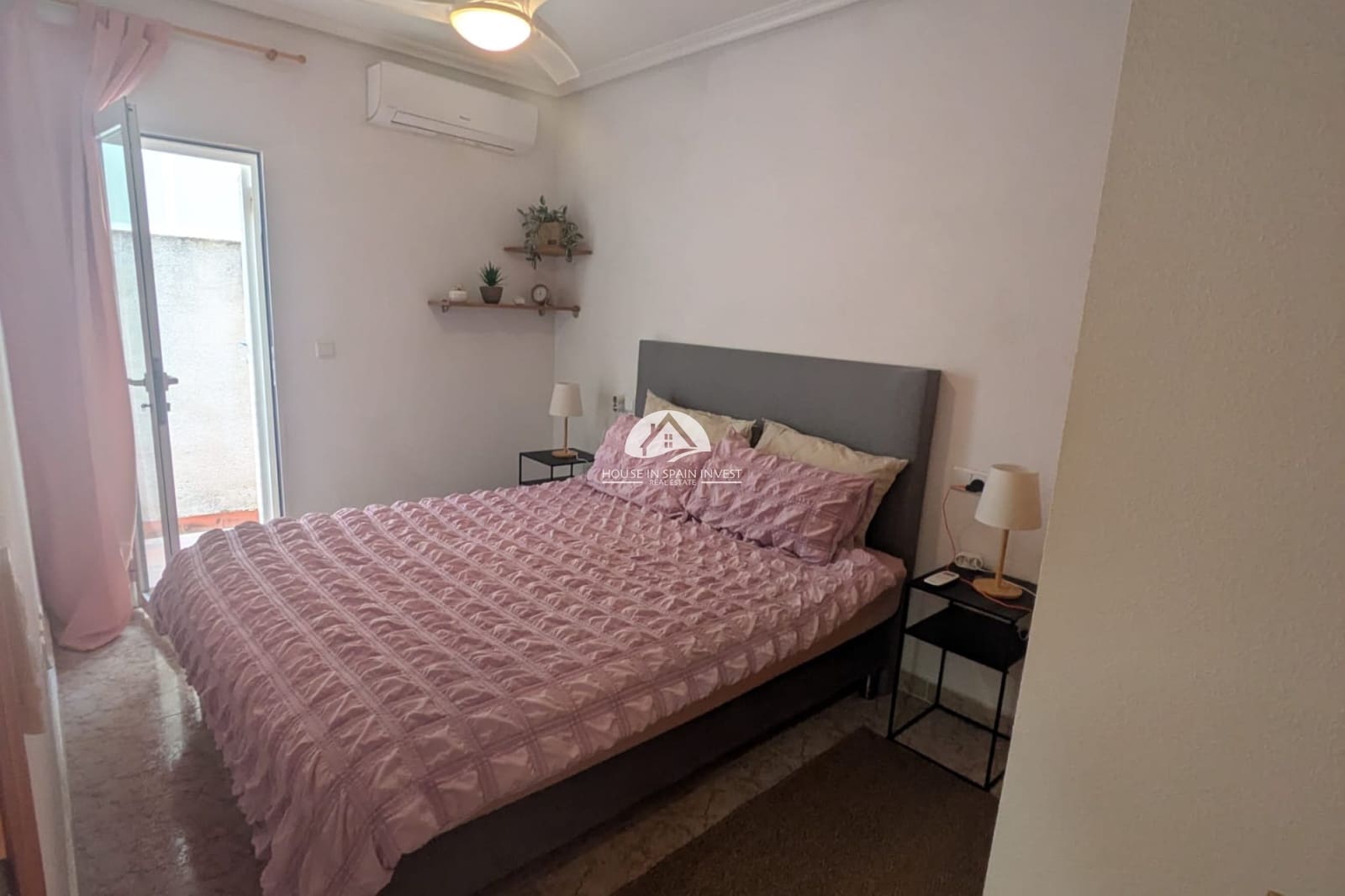 2 soveværelse Lejlighed til salg i Playa Flamenca med swimmingpool - € 155.000 (Ref: 9888384)