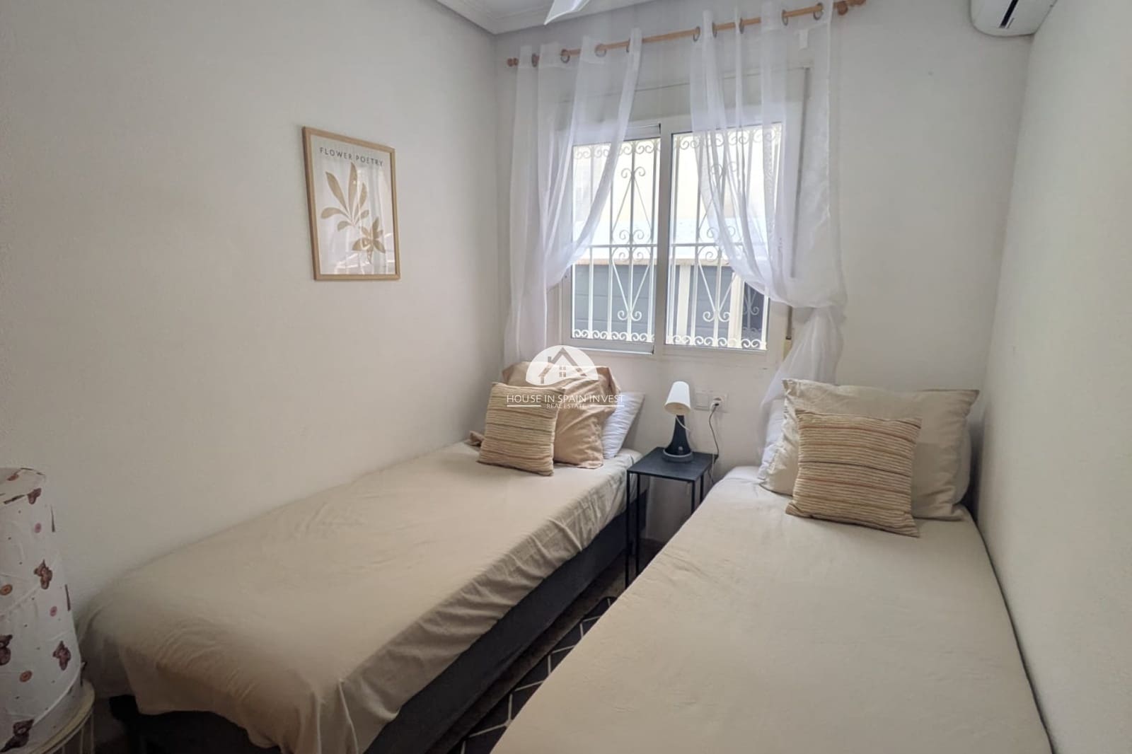 2 soveværelse Lejlighed til salg i Playa Flamenca med swimmingpool - € 155.000 (Ref: 9888384)