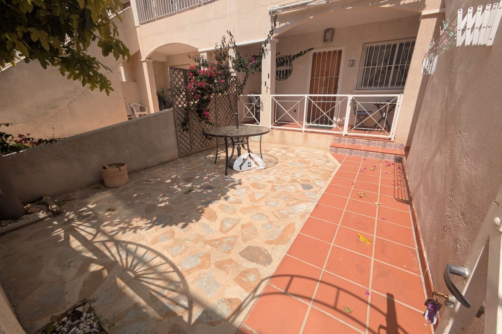 2 soveværelse Lejlighed til salg i Playa Flamenca med swimmingpool - € 155.000 (Ref: 9888384)
