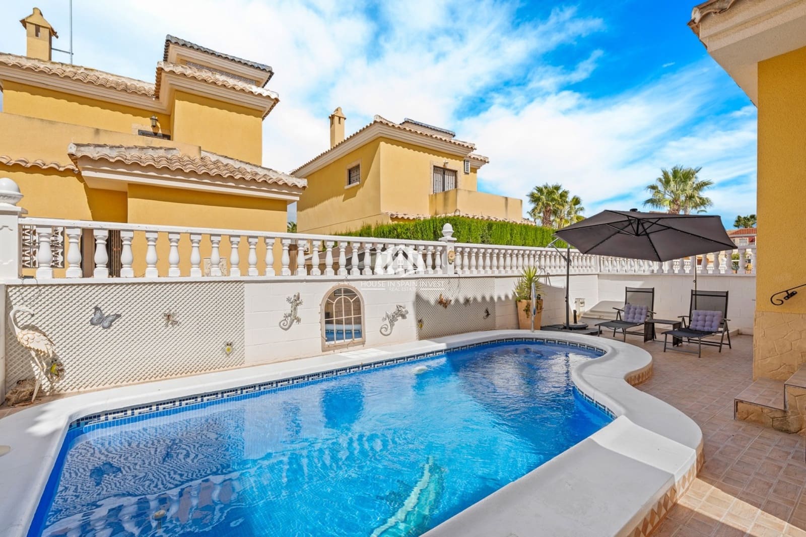 3 bedroom Villa for sale in Lo Crispin with pool - € 295,000 (Ref: 9888385)