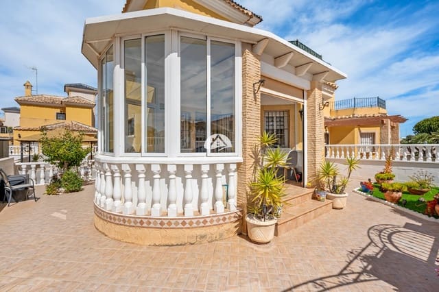 3 bedroom Villa for sale in Lo Crispin, Algorfa with pool - € 295,000 (Ref: 9888385)