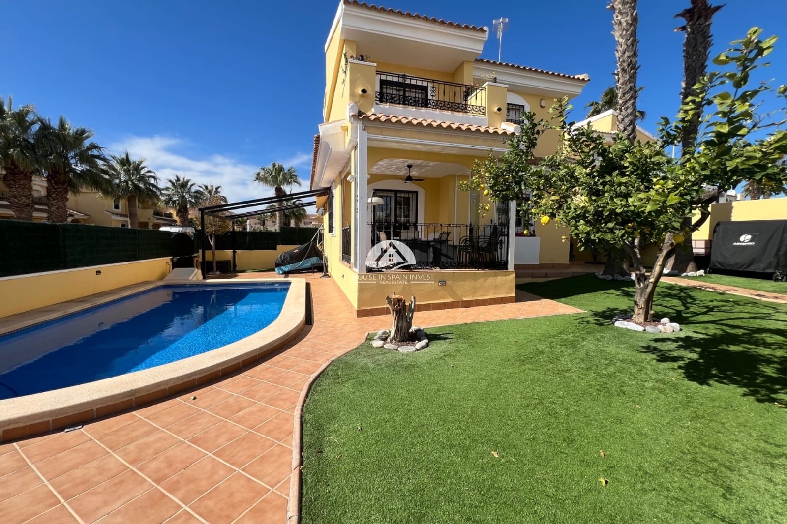 3 bedroom Villa for sale in Orihuela Costa with pool - € 430,000 (Ref: 9888386)