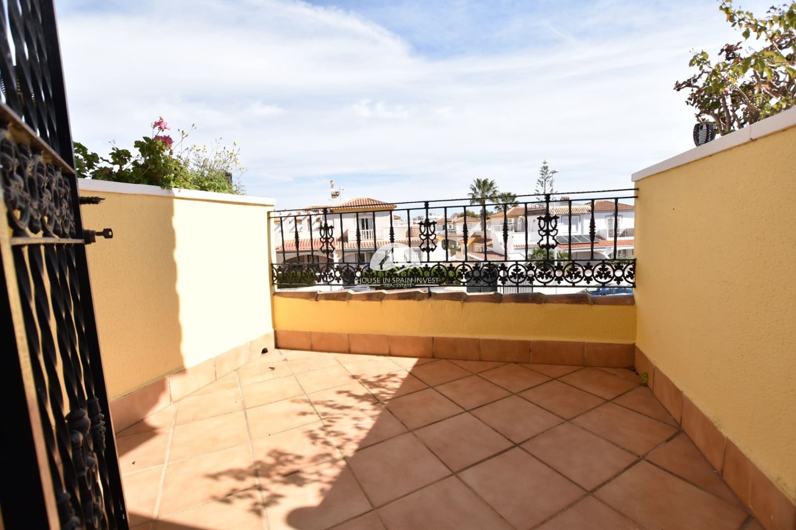 3 bedroom Villa for sale in Orihuela Costa with pool - € 430,000 (Ref: 9888386)
