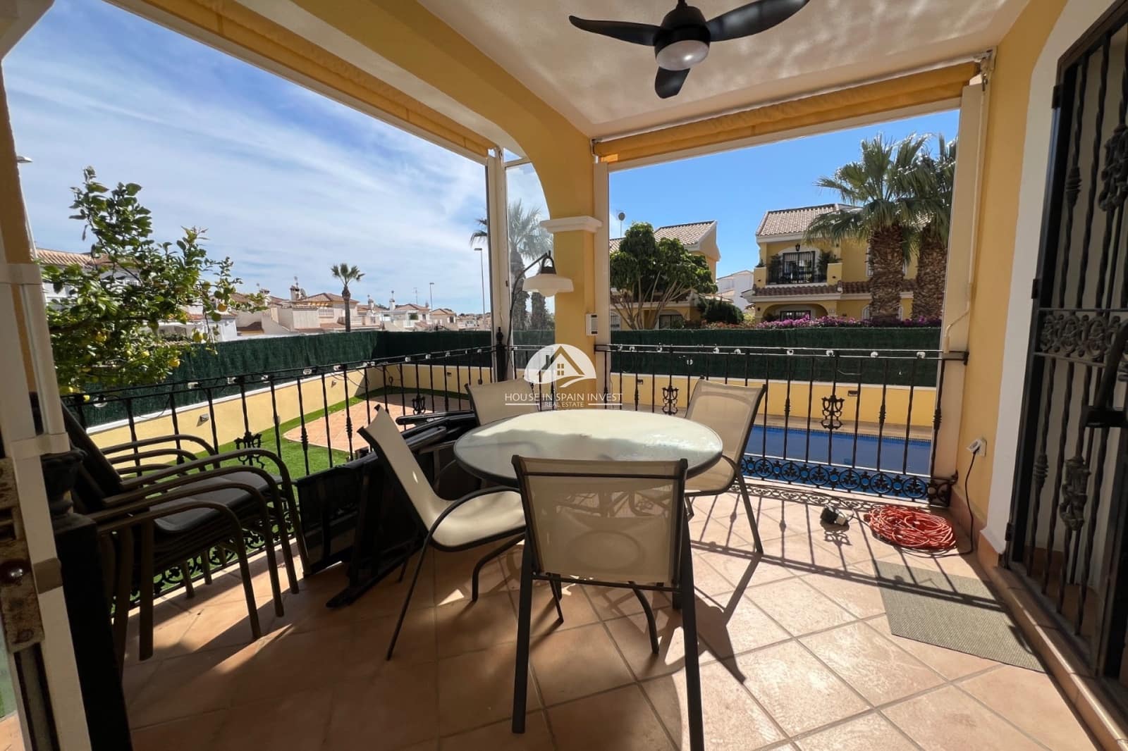 3 bedroom Villa for sale in Orihuela Costa with pool - € 430,000 (Ref: 9888386)
