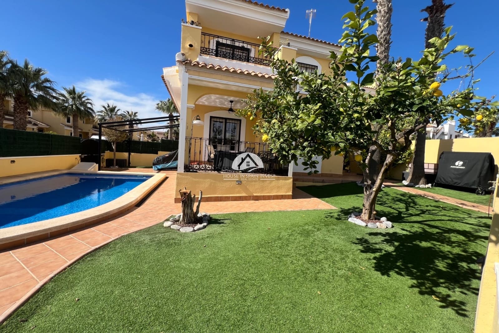 3 bedroom Villa for sale in Orihuela Costa with pool - € 430,000 (Ref: 9888386)
