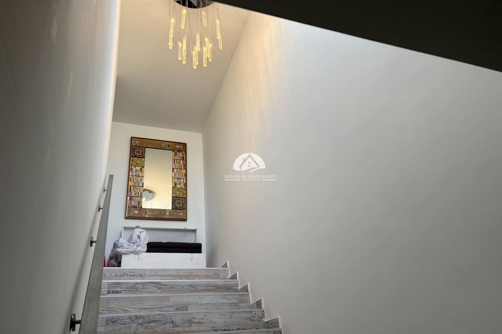 2 bedroom Villa for sale in Torrevieja with pool - € 465,000 (Ref: 9888387)