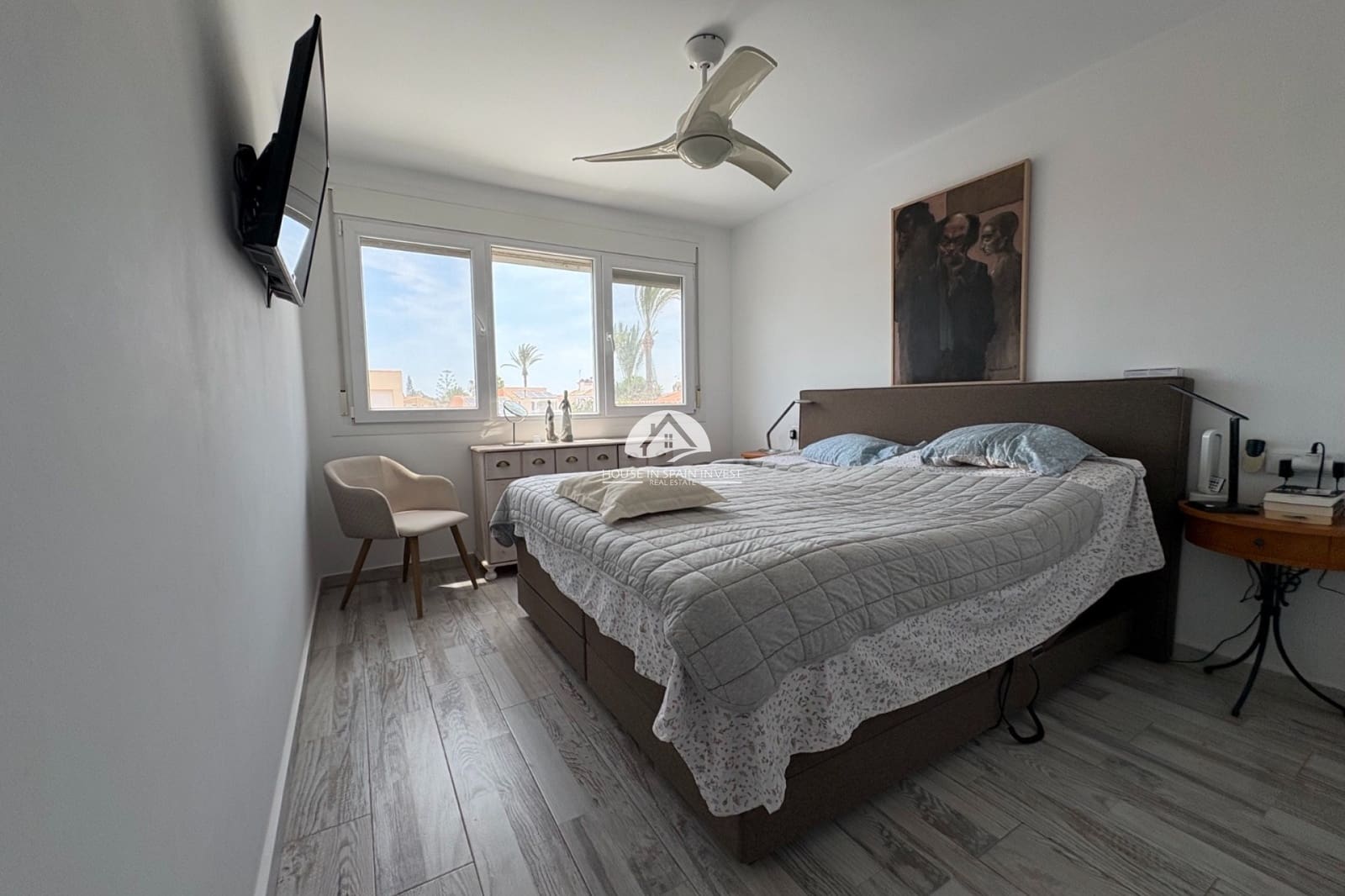 2 bedroom Villa for sale in Torrevieja with pool - € 465,000 (Ref: 9888387)